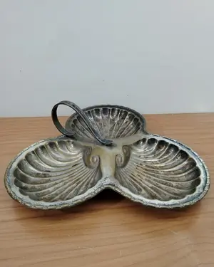 Bandeja vintage de servir con forma de concha - miniatura 1