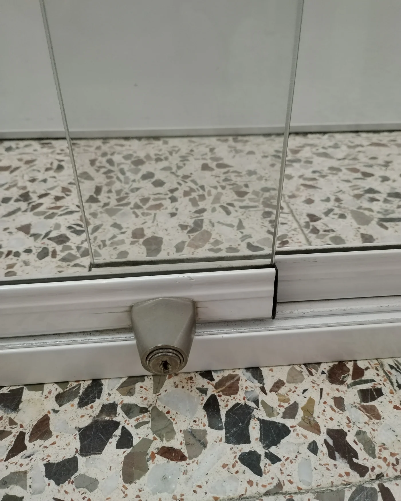 Ventana expositora para colgar - imagen 4