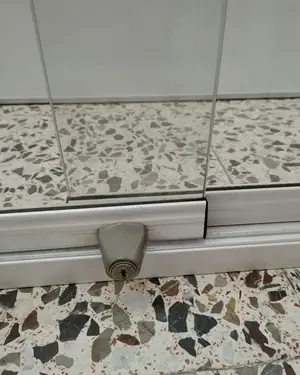 Ventana expositora para colgar - miniatura 4