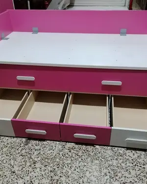 Cama nido infantil rosa y blanca - miniatura 3