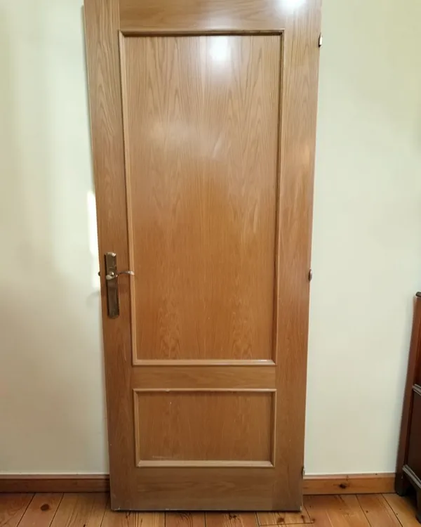 Puerta de interior de madera