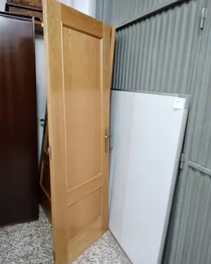 PUERTA DE INTERIOR DE MADERA - miniatura 4