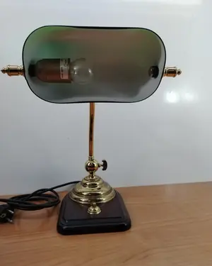 LÁMPARA DE BANQUERO VINTAGE - miniatura 4