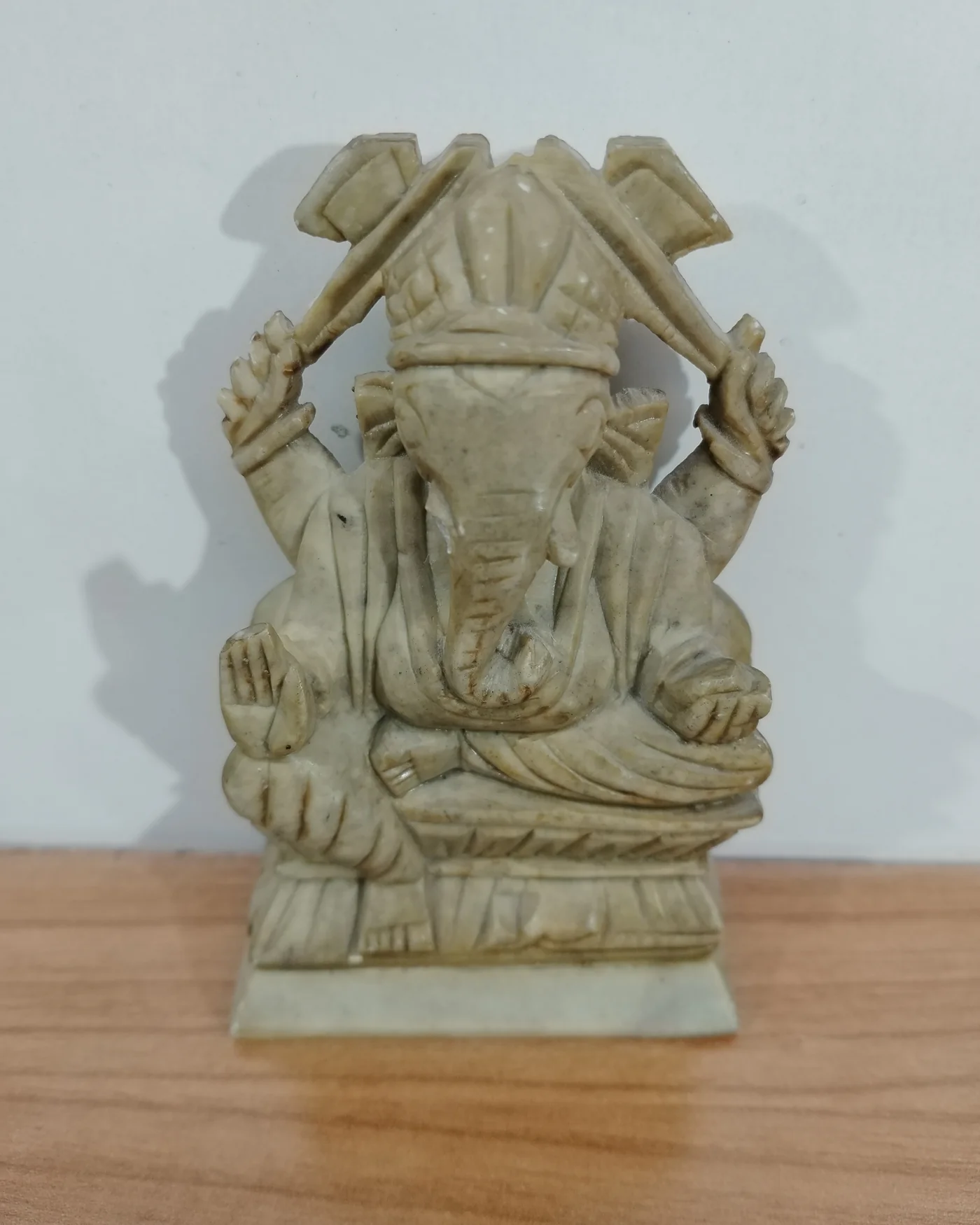 Estatua vintage de Ganesha en piedra - imagen 2