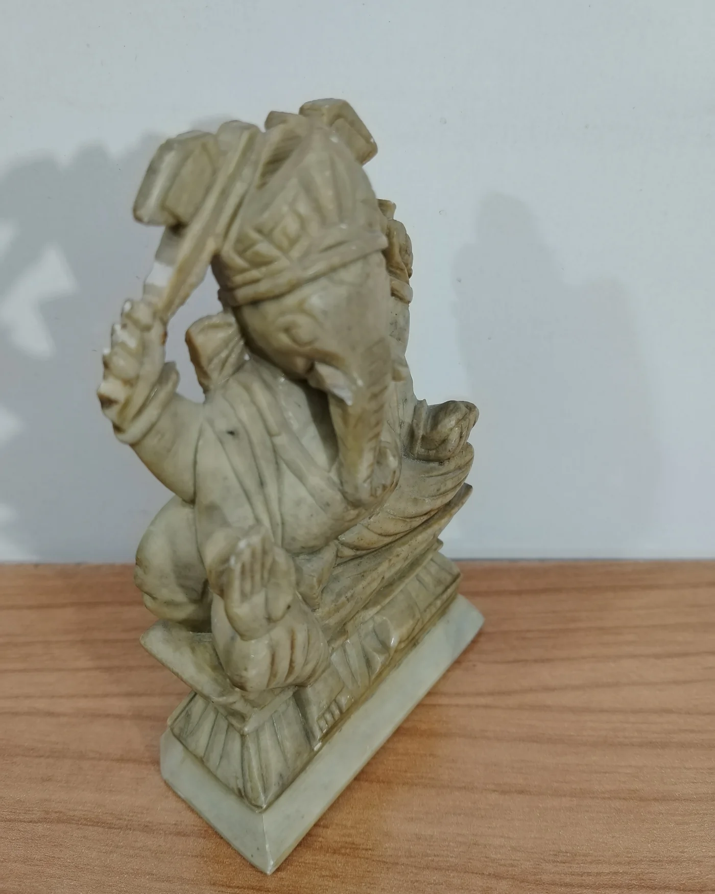Estatua vintage de Ganesha en piedra - imagen 3