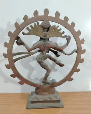 Escultura de Shiva Nataraja - miniatura 4