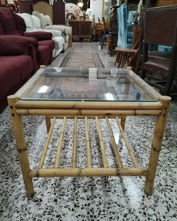 Mesa Auxiliar de Bambú con Cristal