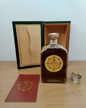 Botella Vintage De Brandy Lepanto Gran Reserva - miniatura 2