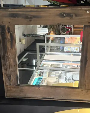 Gran espejo rústico de madera maciza - miniatura 1