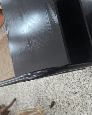 Carrito auxiliar negro de tres niveles - miniatura 3
