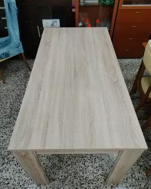 Mesa de comedor rectangular en acabado roble claro - miniatura 4