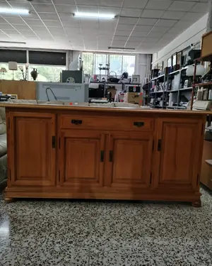 Aparador estilo clásico de madera maciza - miniatura 1
