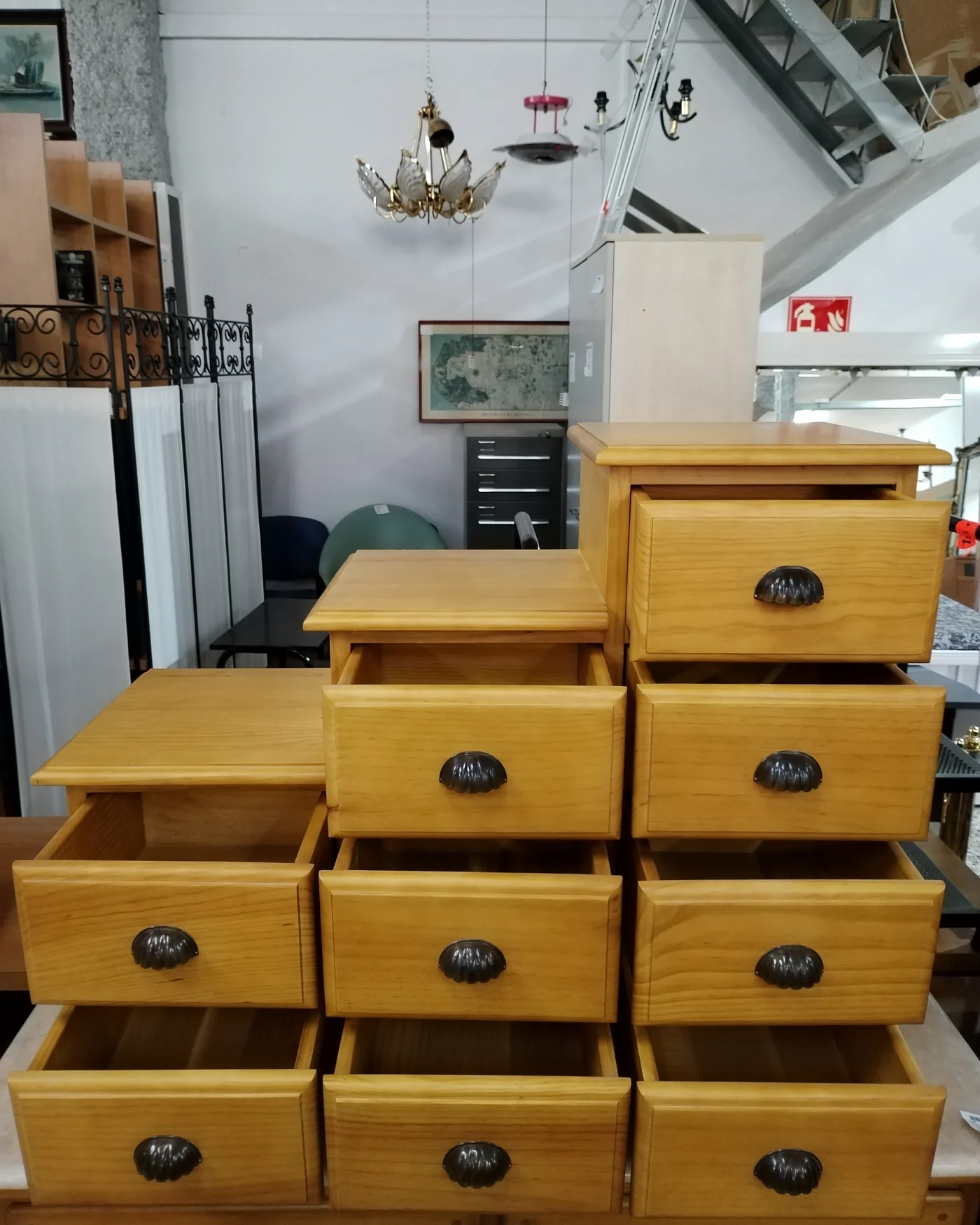 MUEBLE ESCALERA DE CLA MADERA - imagen 3