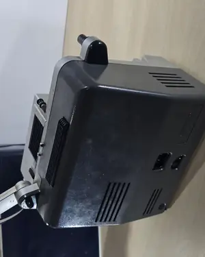 Proyector de cine super 8mm Noris Record L con maletín - miniatura 4