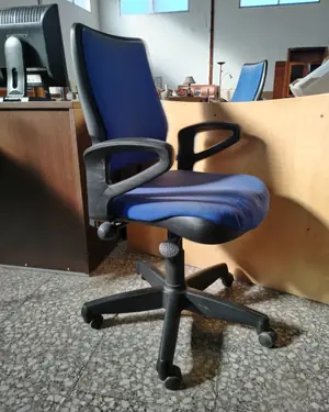 Silla de Oficina Giratoria Azul - miniatura 4