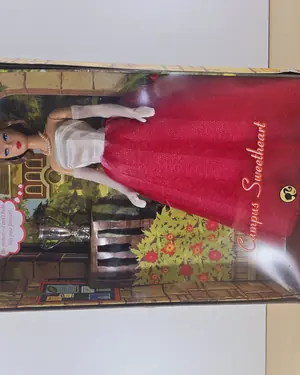 Barbie Campus Sweetheart Coleccionista - miniatura 1