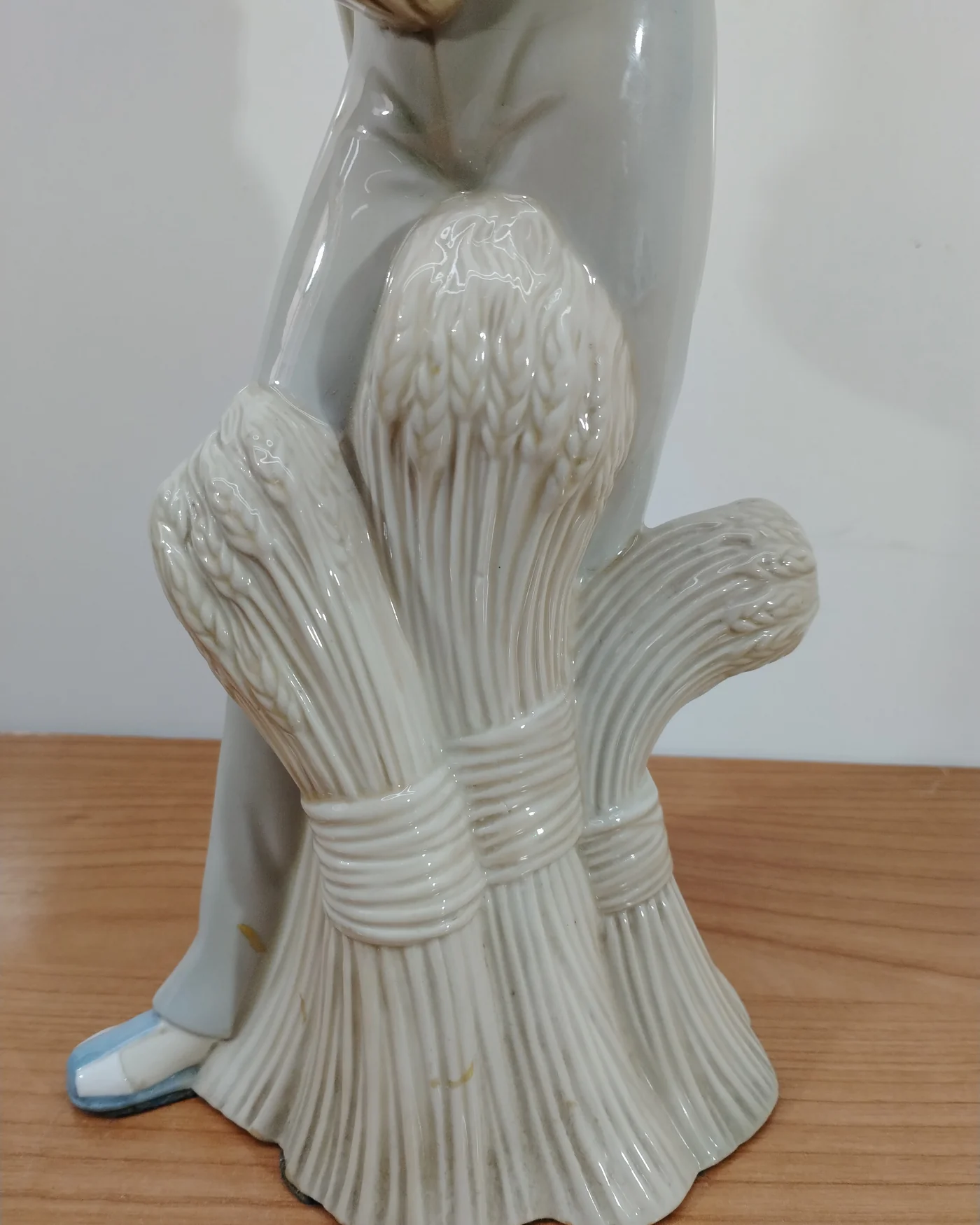 Figura de porcelana campesino Lladro - imagen 4