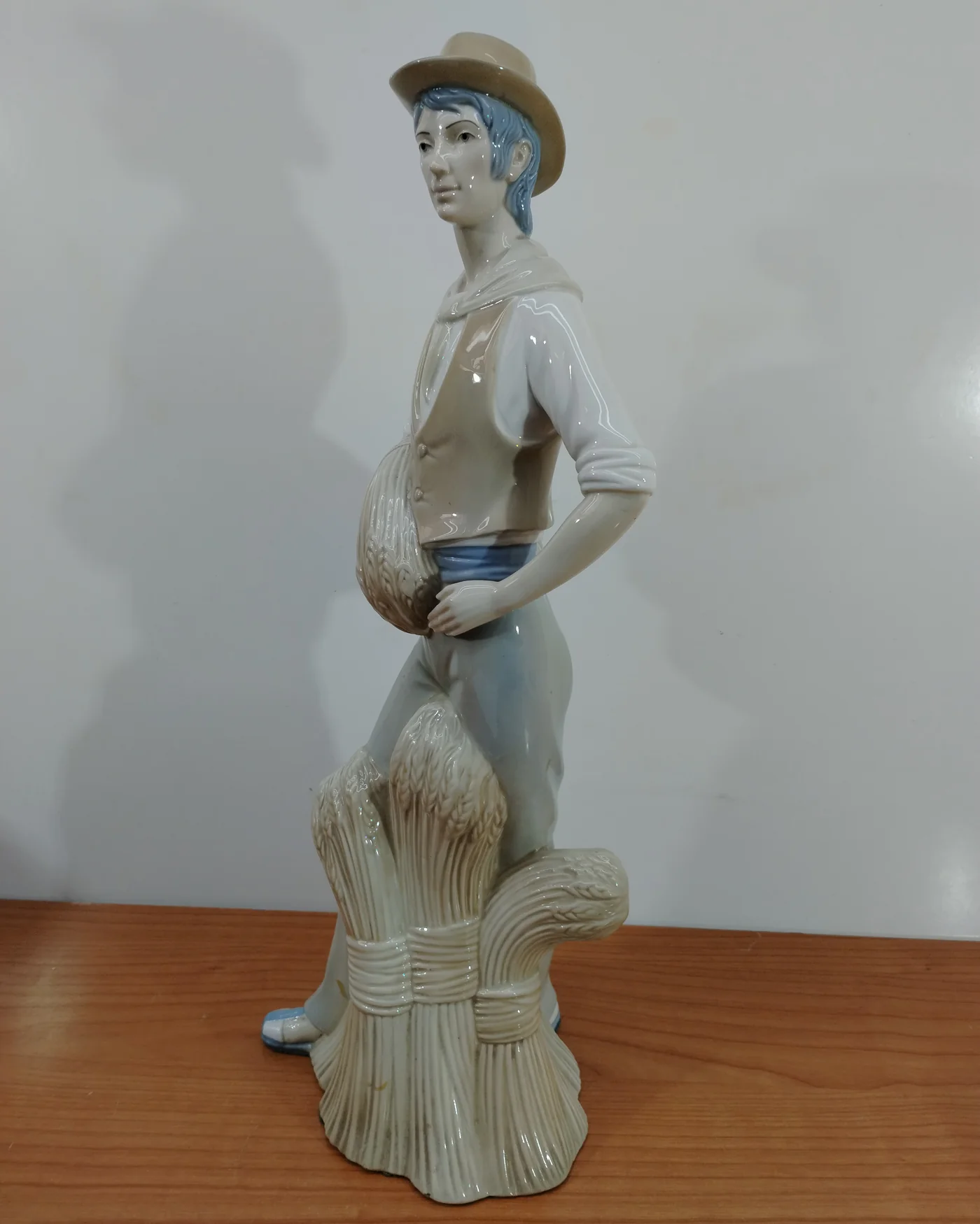 Figura de porcelana campesino Lladro - imagen 5