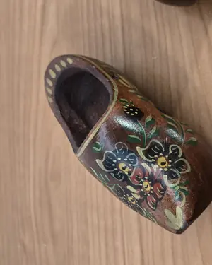 Par de zuecos holandeses pintados a mano - miniatura 2
