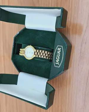 Reloj dorado pulsera de jaguar - miniatura 1