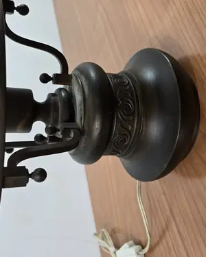 Pequeña lampara de sobremesa vintage - miniatura 4