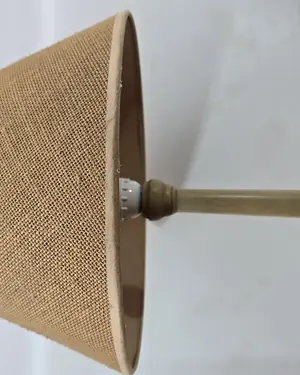 Lampara blanca clasica - miniatura 4