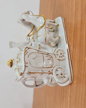 Figura de porcelana carruaje - miniatura 4