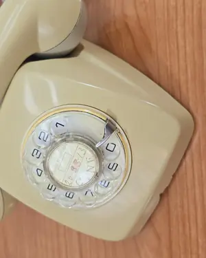 Telefono beige años 70 - miniatura 3