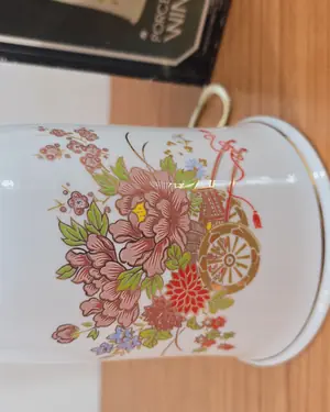 Campana floral de porcelana - miniatura 2