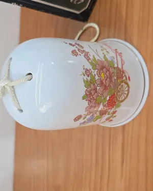 Campana floral de porcelana - miniatura 3