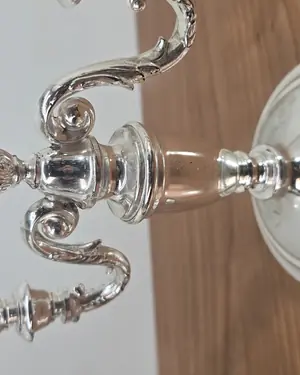 Pareja de candelabros 2 velas bañados en - miniatura 3