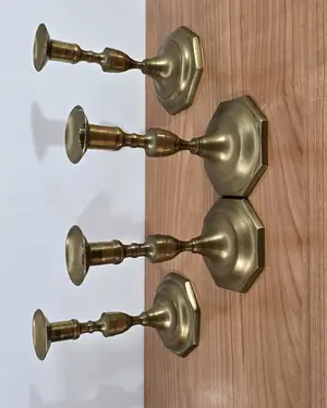Lote de 4 candelabros de bronce - miniatura 1
