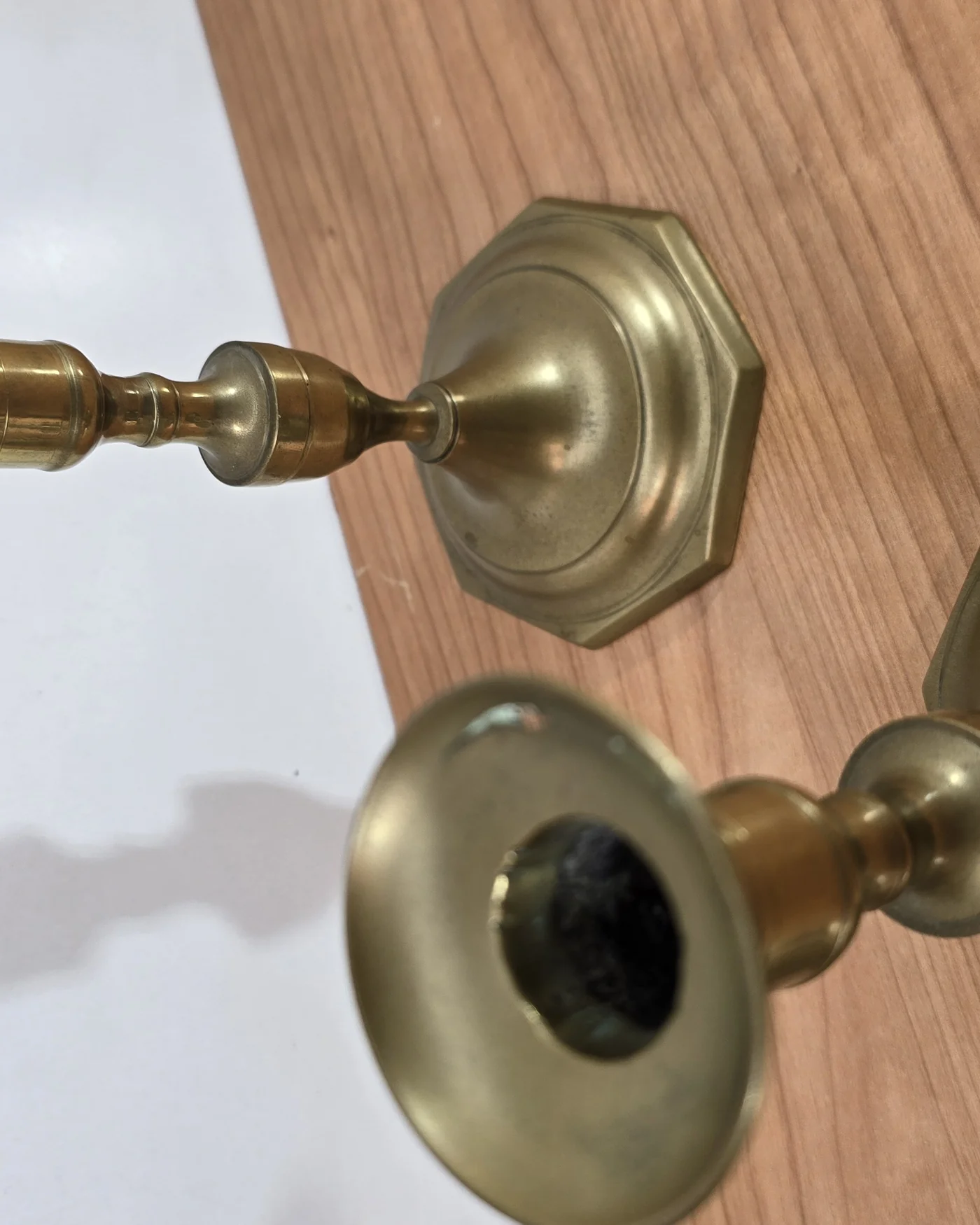 Lote de 4 candelabros de bronce - imagen 5