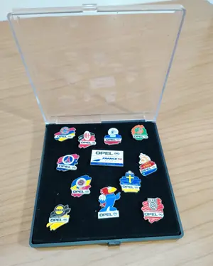 Caja pines antiguos opel - miniatura 3