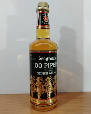 Botella seagram´s 100 pipers con vaso - miniatura 4