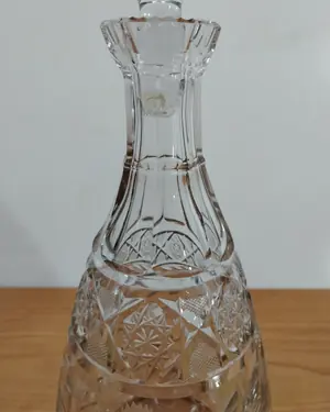 Decantador de cristal tallado flor - miniatura 3