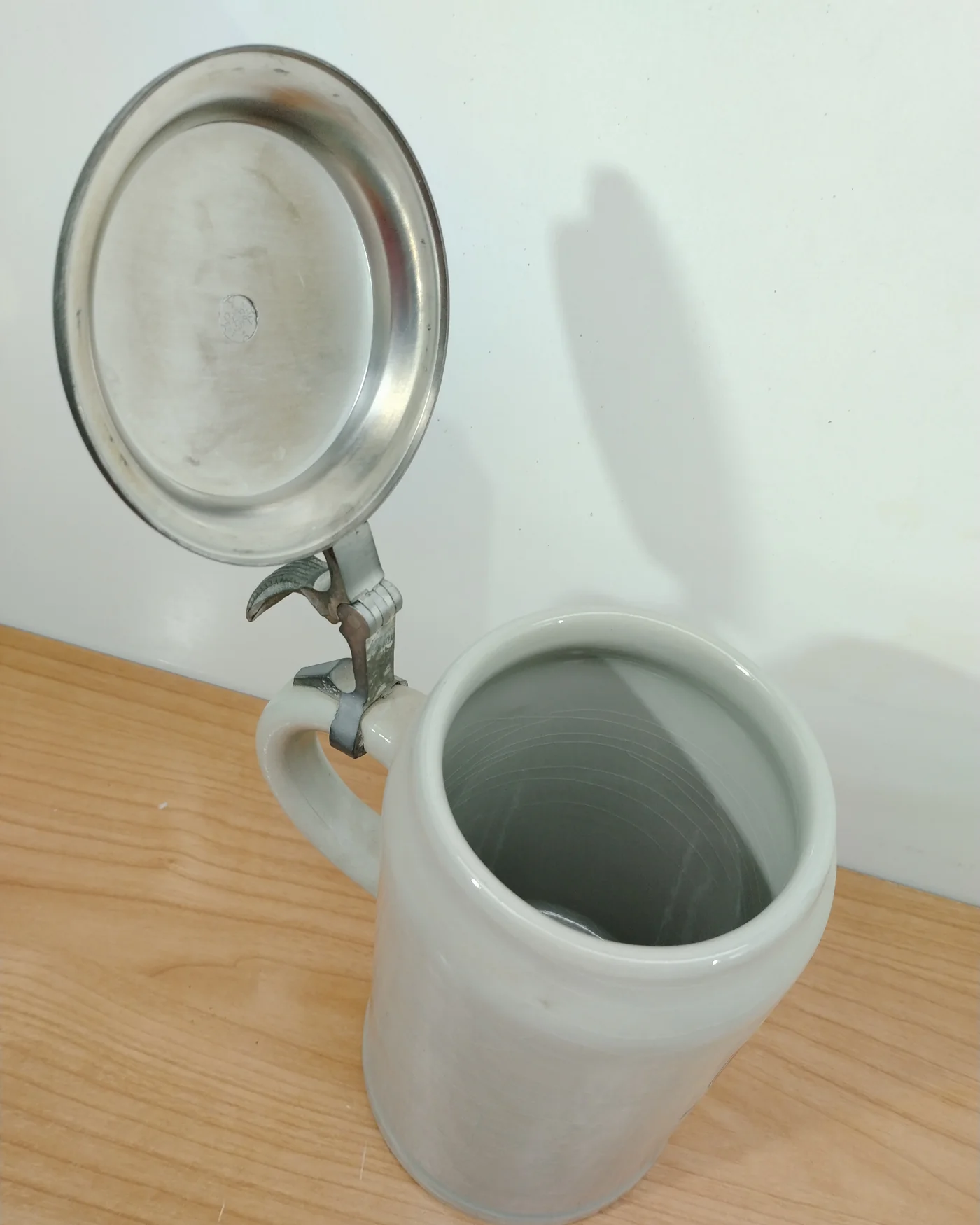 Jarra de cerveza vintage Spaten Múnich con tapa metálica - imagen 2