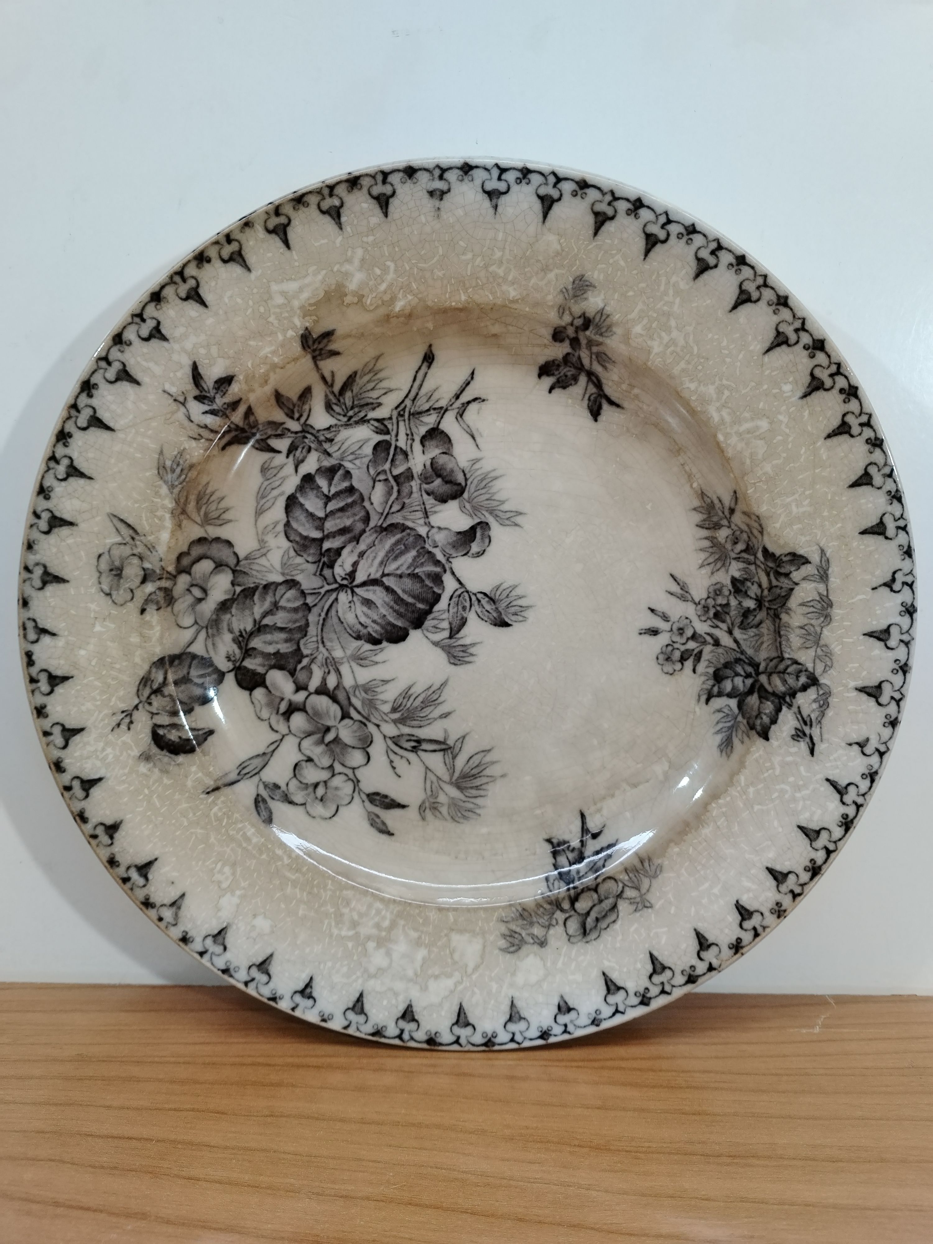 Plato Antiguo Sarreguemines Modelo Flore