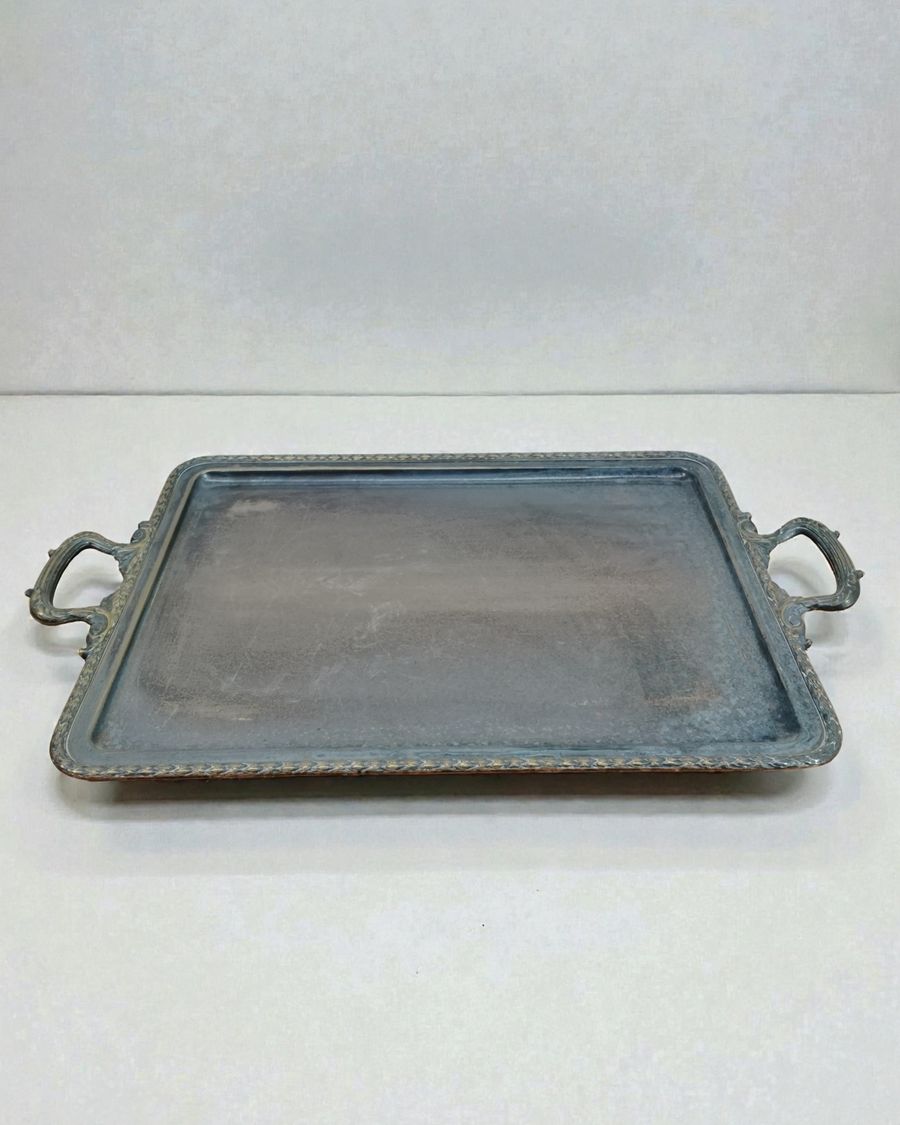 Bandeja Vintage de Metal Plateado con Asas - imagen 1