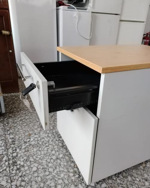 Archivador móvil de oficina con cajón superior con llave