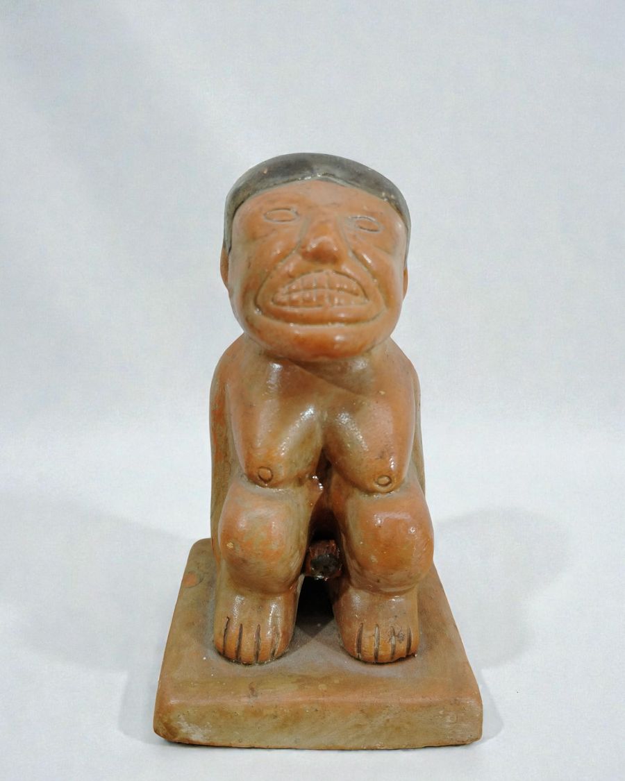 Figura de Cerámica de Tlazolteotl - imagen 1