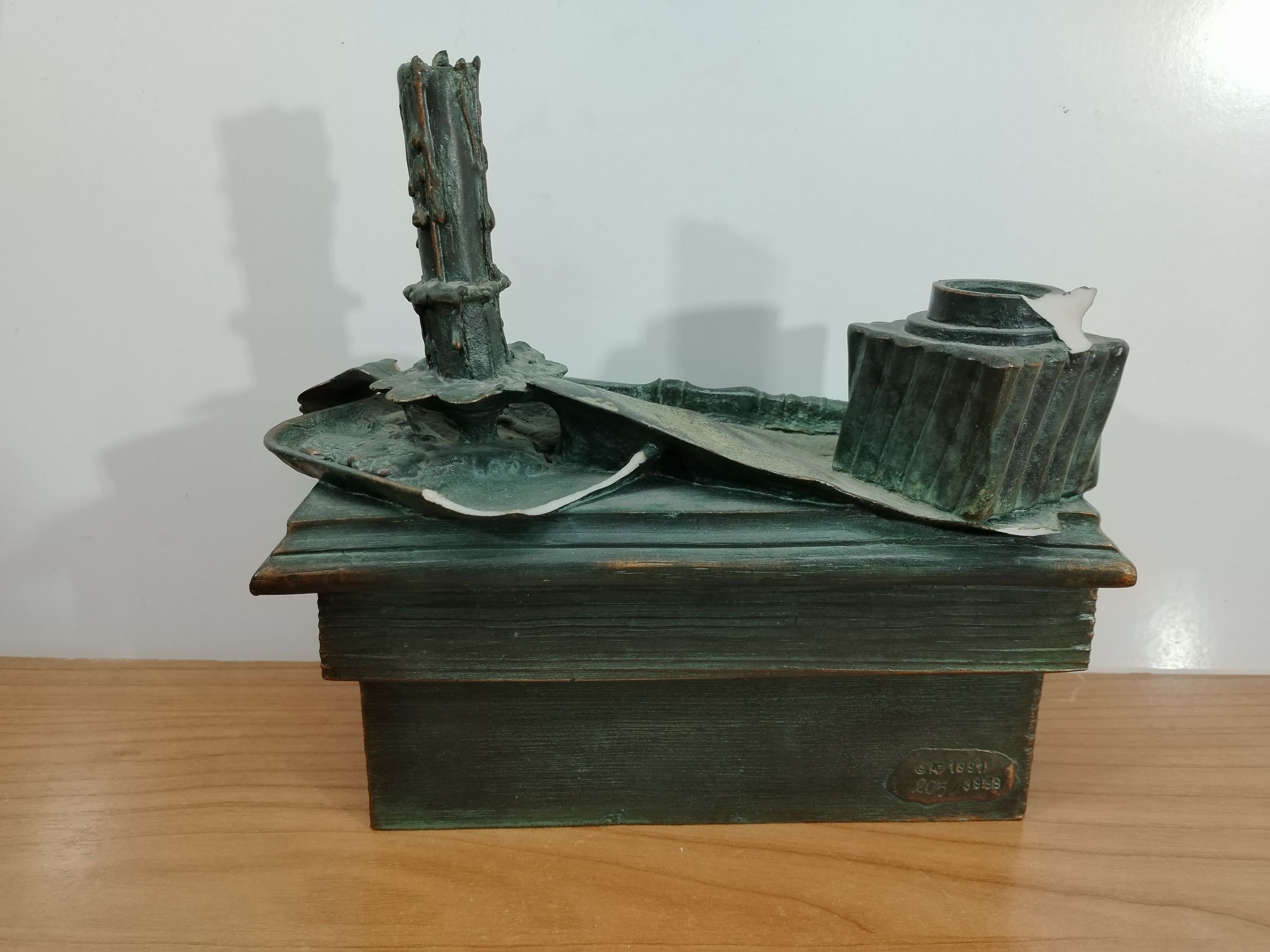 Escultura "Lección de Historia" de Attala - miniatura 4