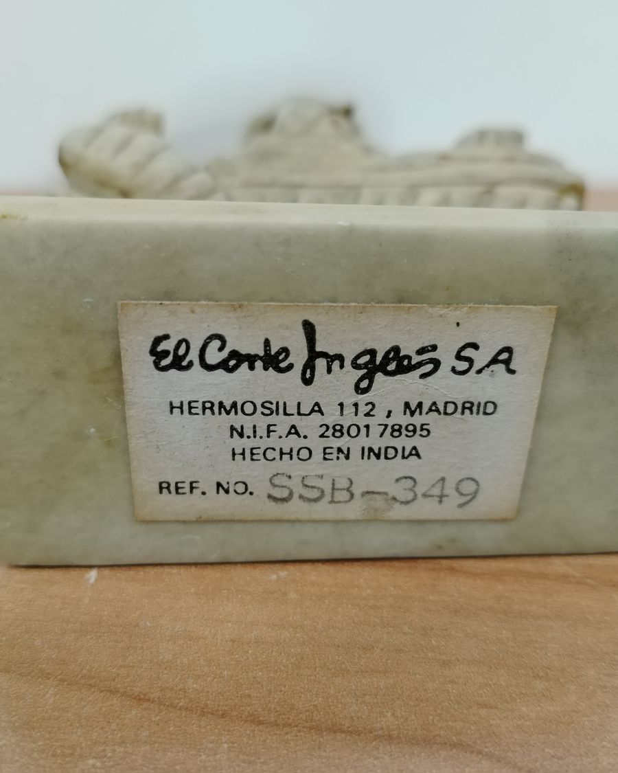 Estatua de Ganesha en Piedra Tallada - imagen 6