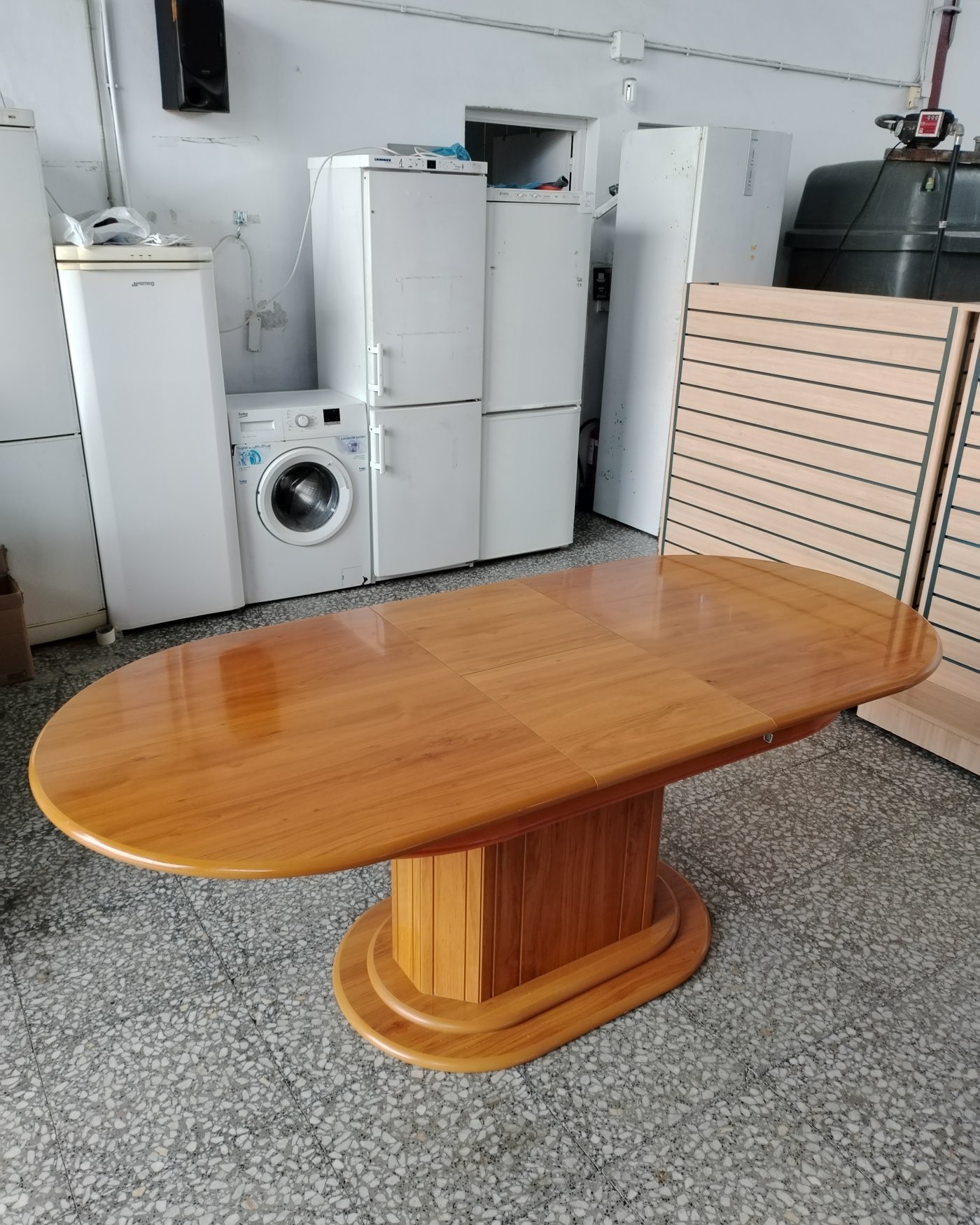 Mesa extensible ovalada estilo provenzal - imagen 1