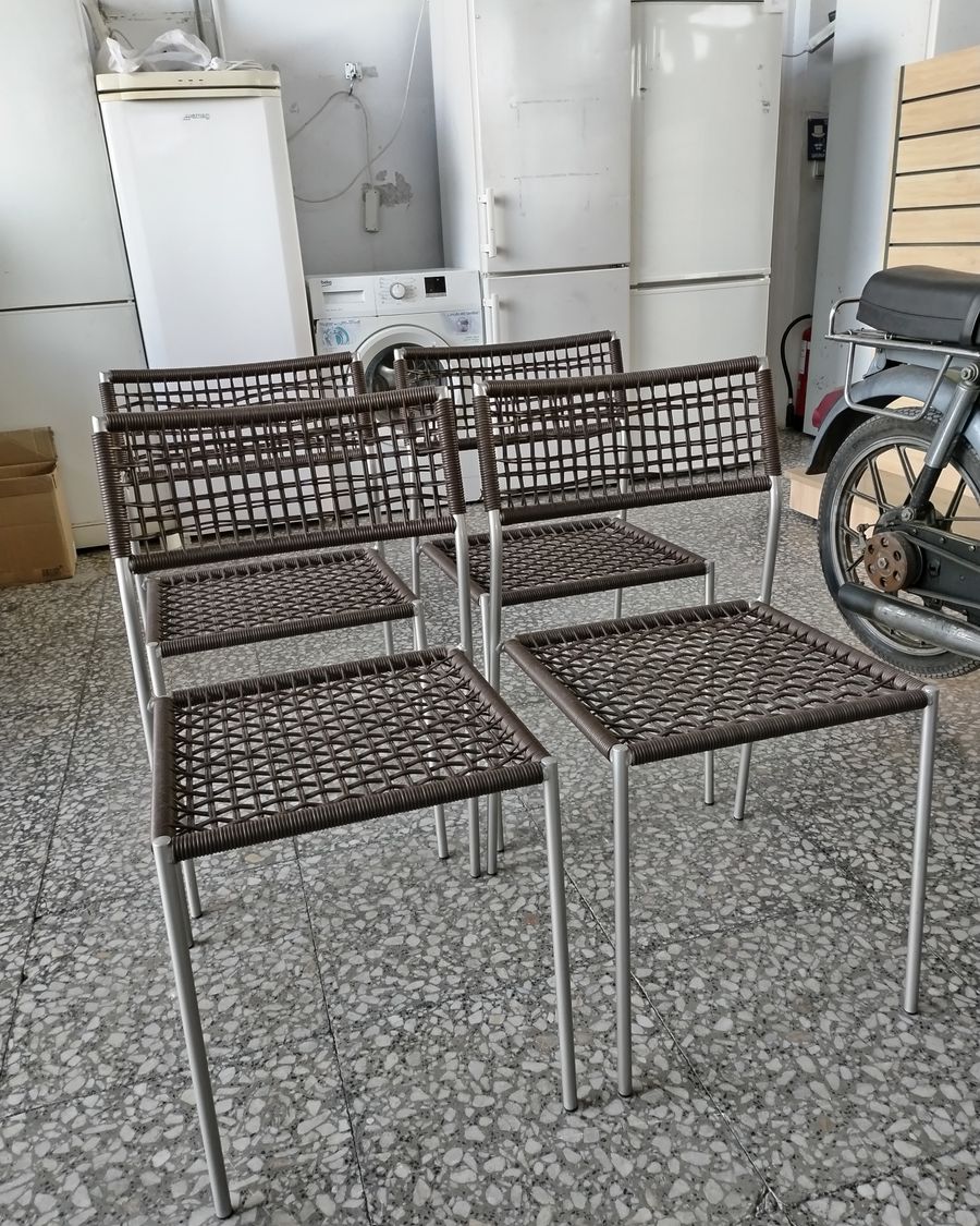 Conjunto de 4 sillas modelo Allu de Gervas - imagen 4