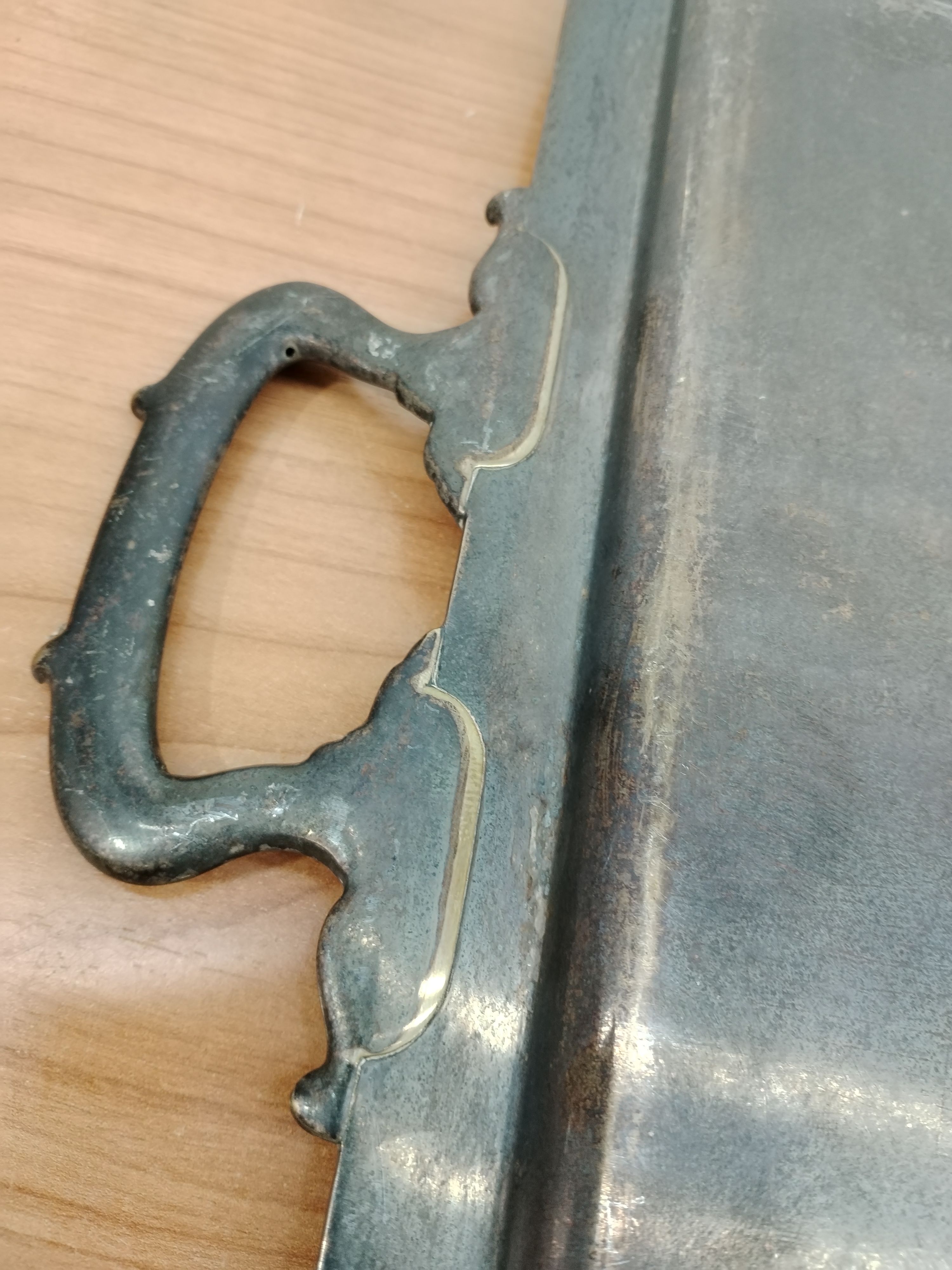 Bandeja Vintage de Metal Plateado con Asas - miniatura 5