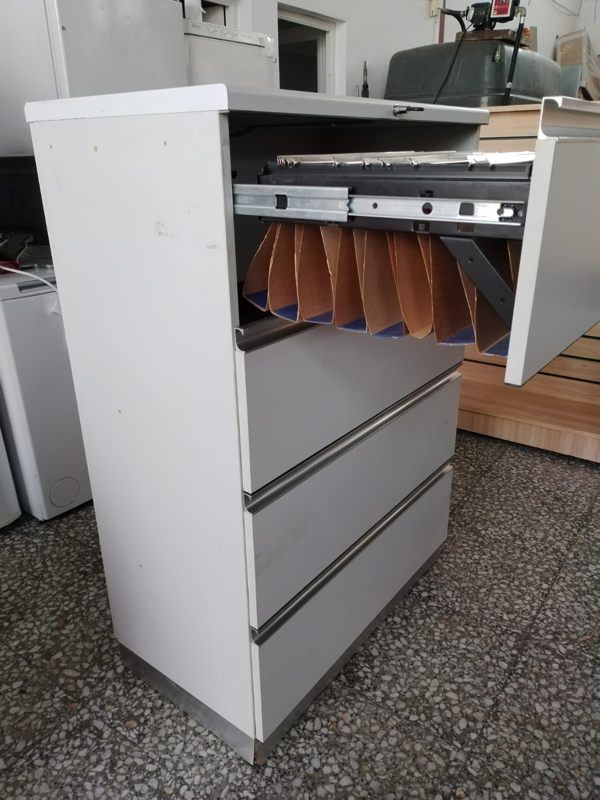 Archivador de metal con cajones y sistema colgante - miniatura 3