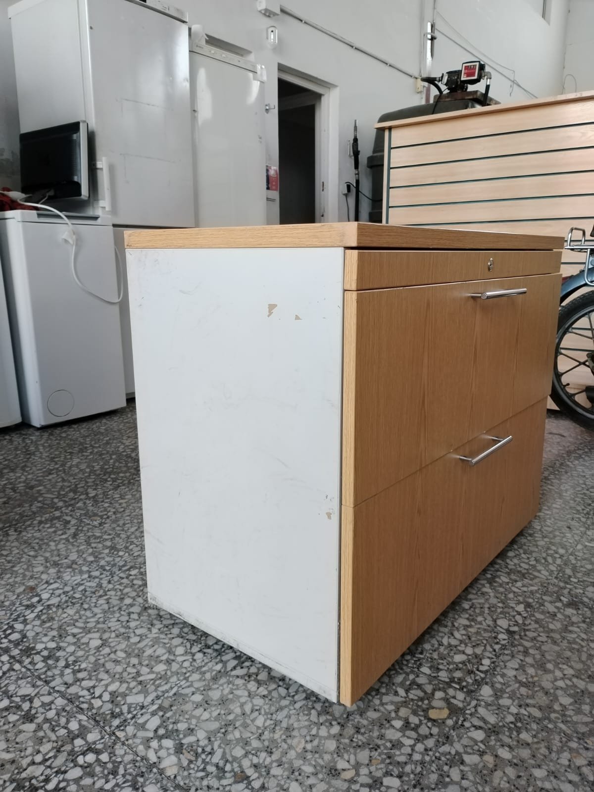 Archivador de oficina bajo de dos cajones - imagen 1