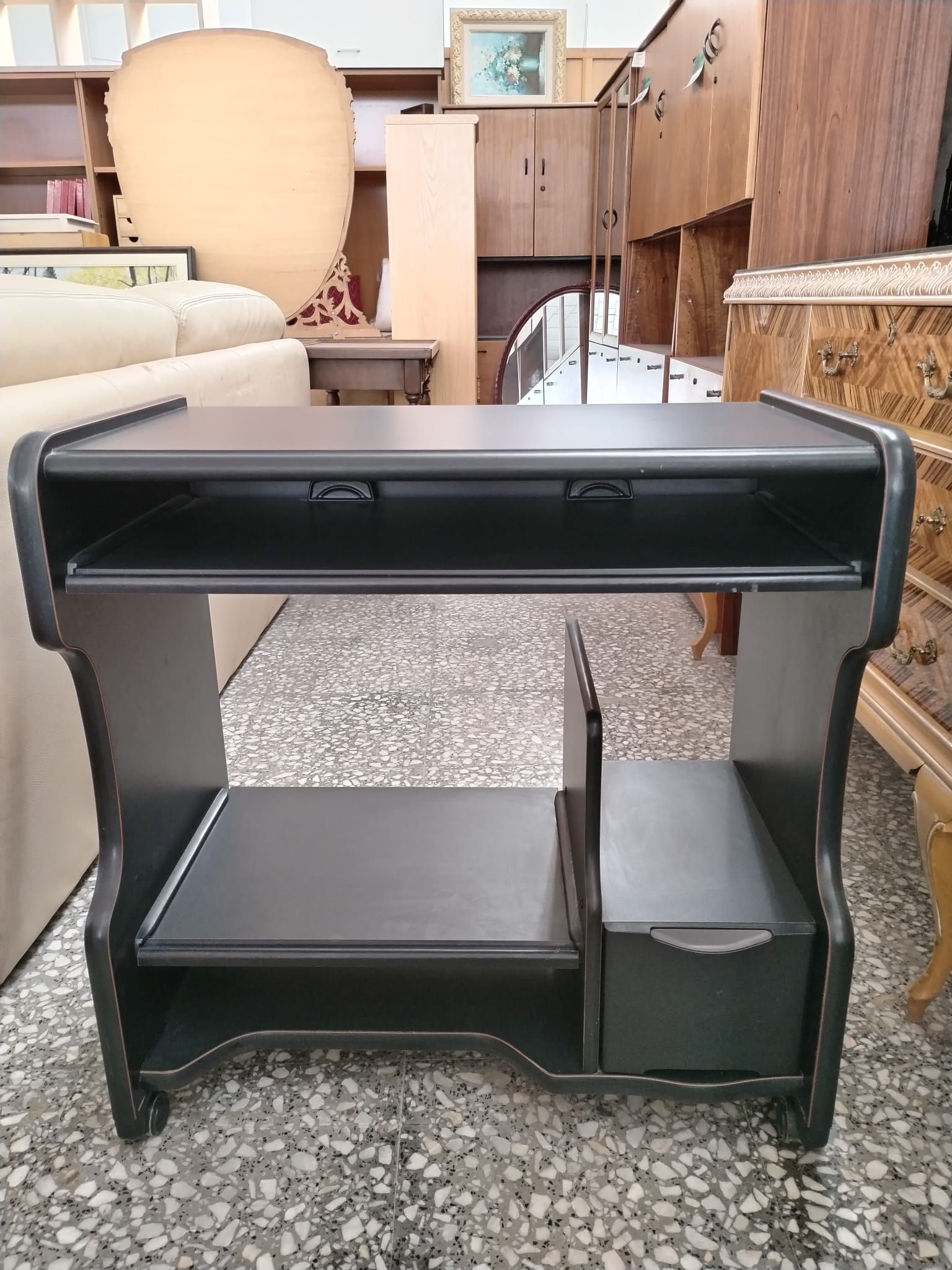 Mesa de despacho negra con cajón y ruedas - miniatura 5
