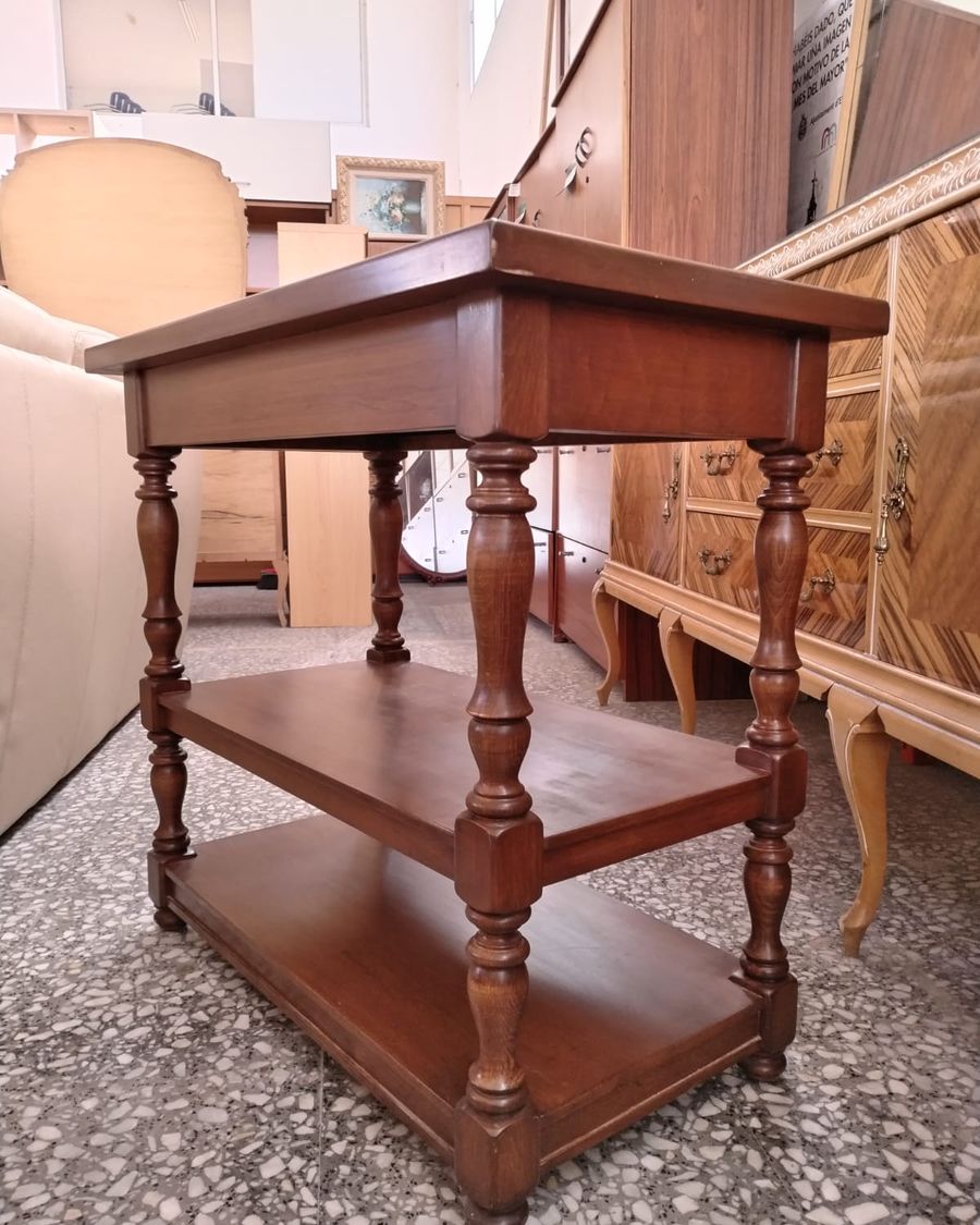 Mesa de tv de estilo clásico - imagen 4